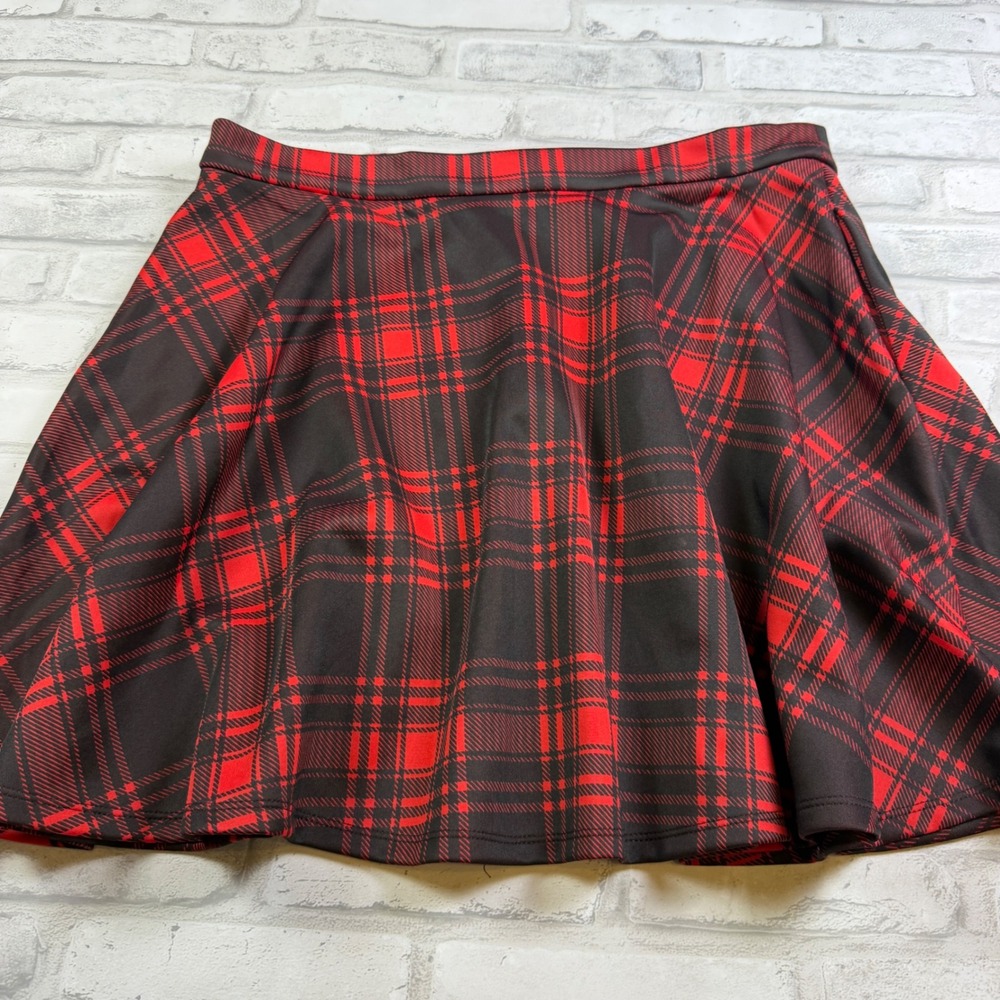 Hot Topic Skater Skirt Lot of 2 Women XL Red Black White Plaid Zipper Mini EUC - Picture 10 of 12
